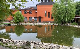 Гостинний маєток